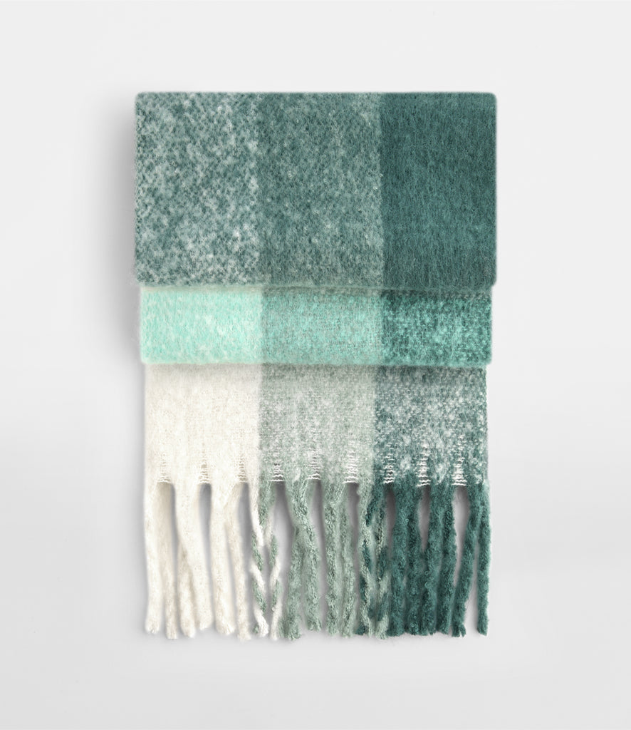Fluffy Check Scarf